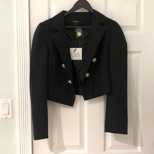 Cropped black blazer